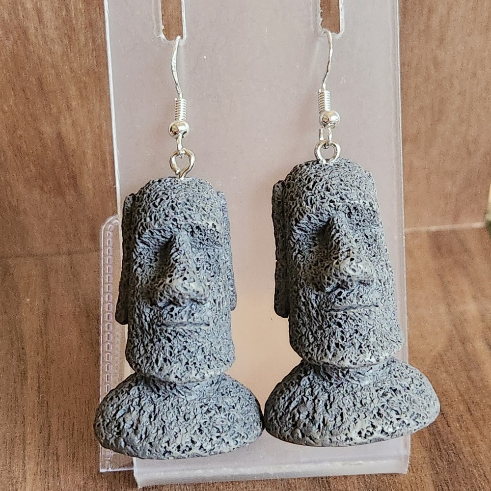Easter Island Moai Head Drop Earrings Grey Stone Texture Dangle Statue Jewelry